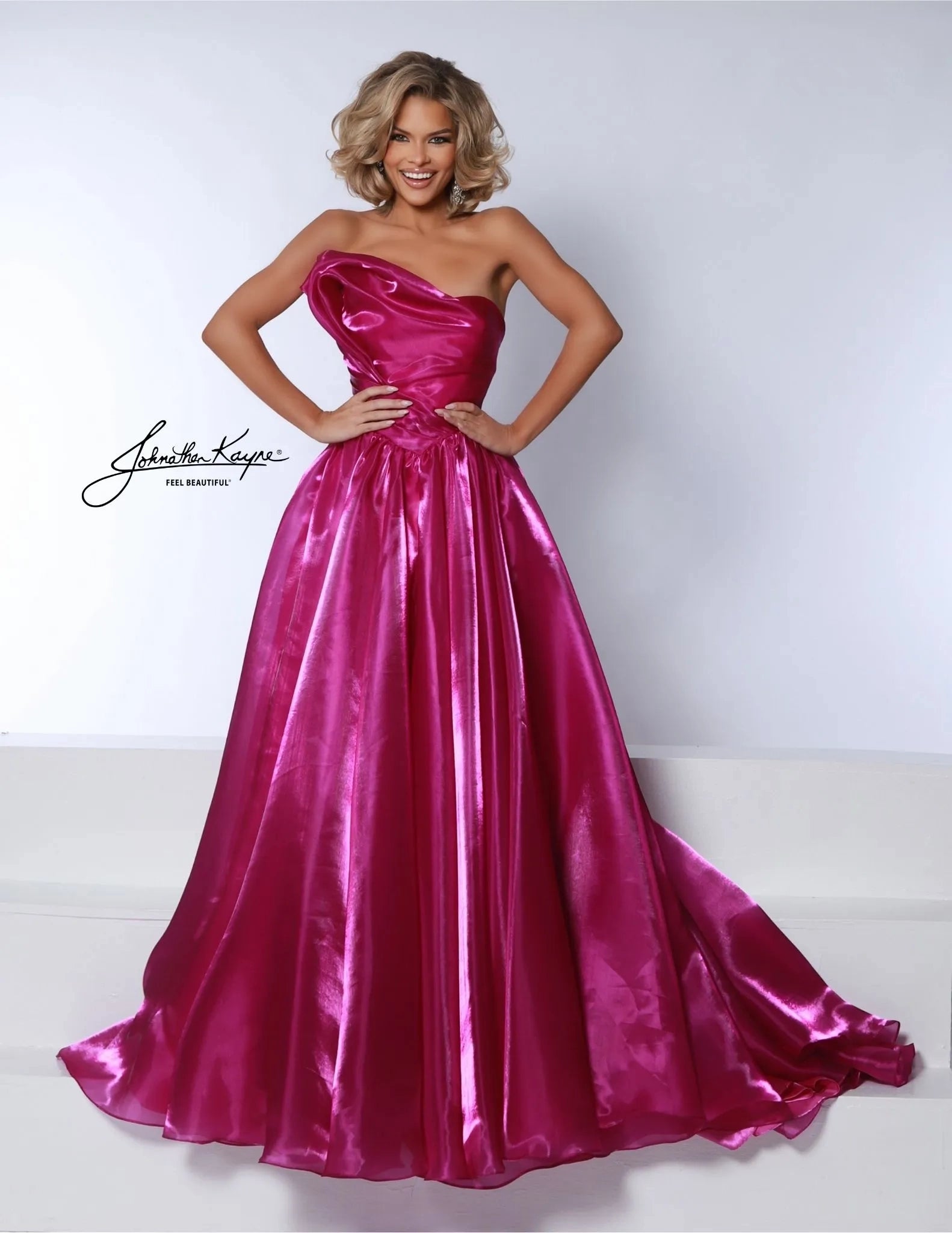 Johnathan Kayne 3102